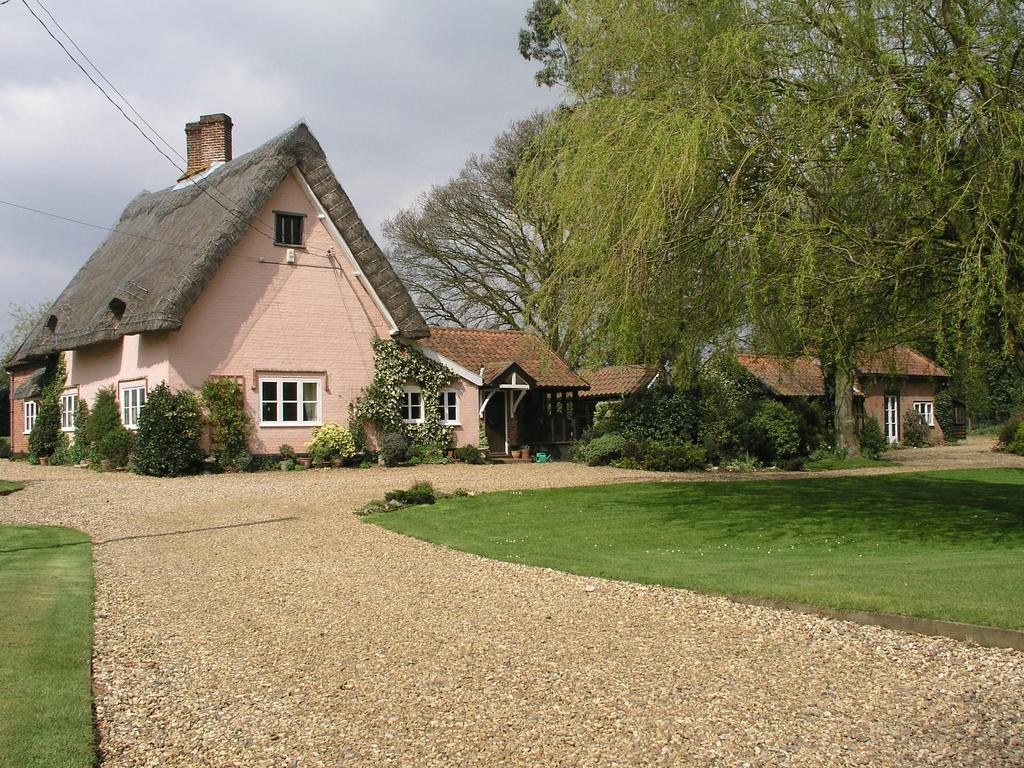 וודברידג' Thatched Farm Bed And Breakfast מראה חיצוני תמונה